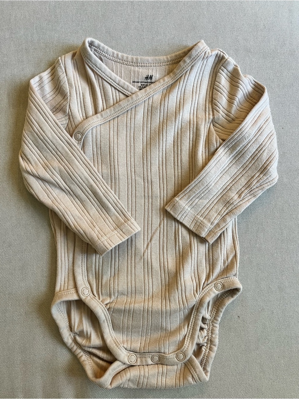 H&M Beige Ribbed Long-Sleeve Baby Bodysuit